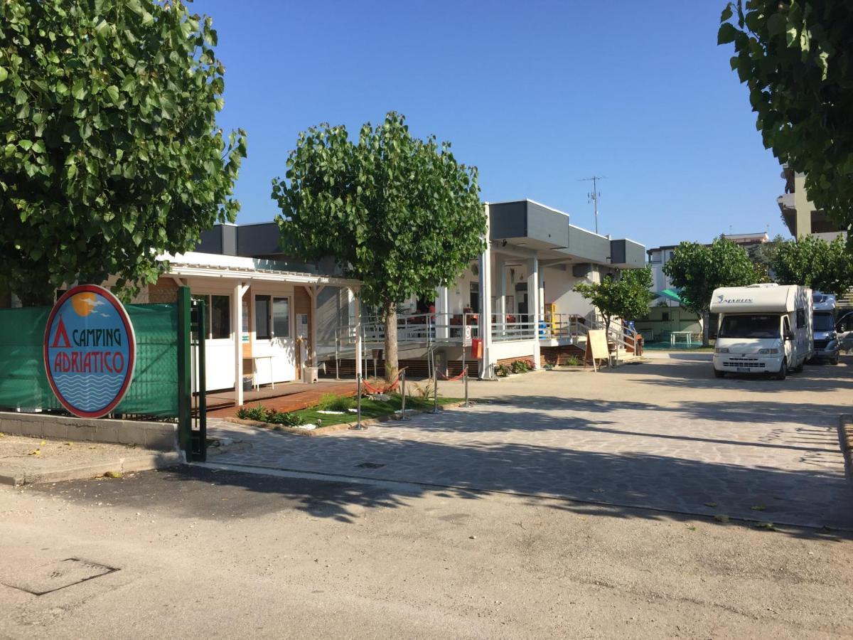 Camping Adriatico Martinsicuro Exterior foto